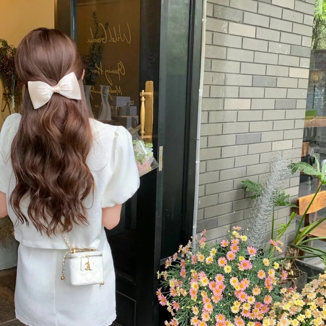跳水男孩
